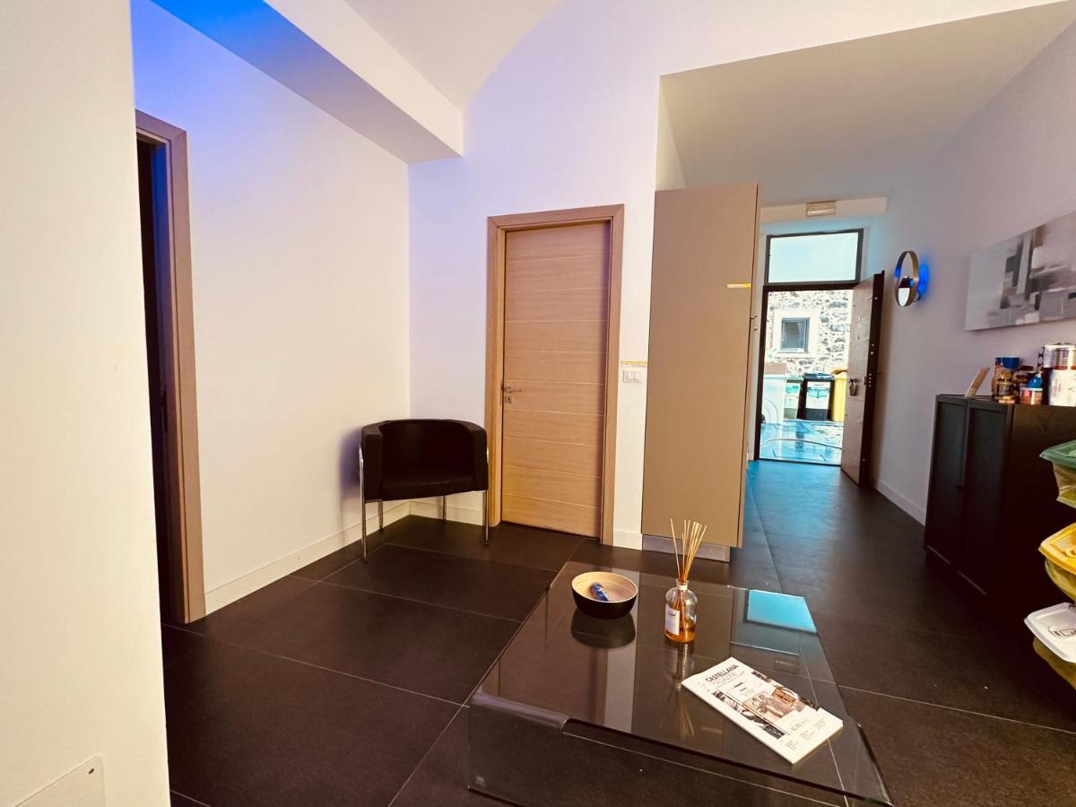 Big By Eureka Apartment